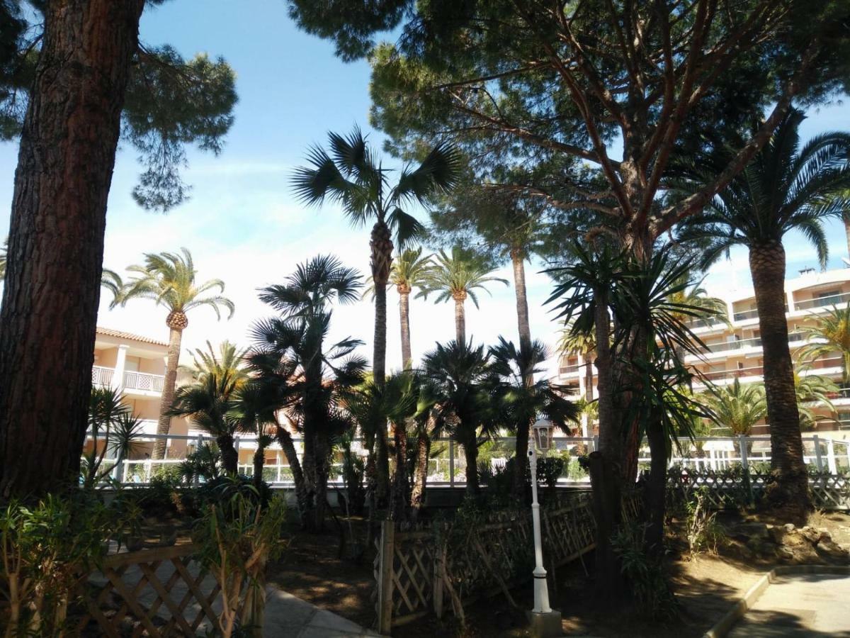 Open Residence Golfe Juan วาลูริส ภายนอก รูปภาพ